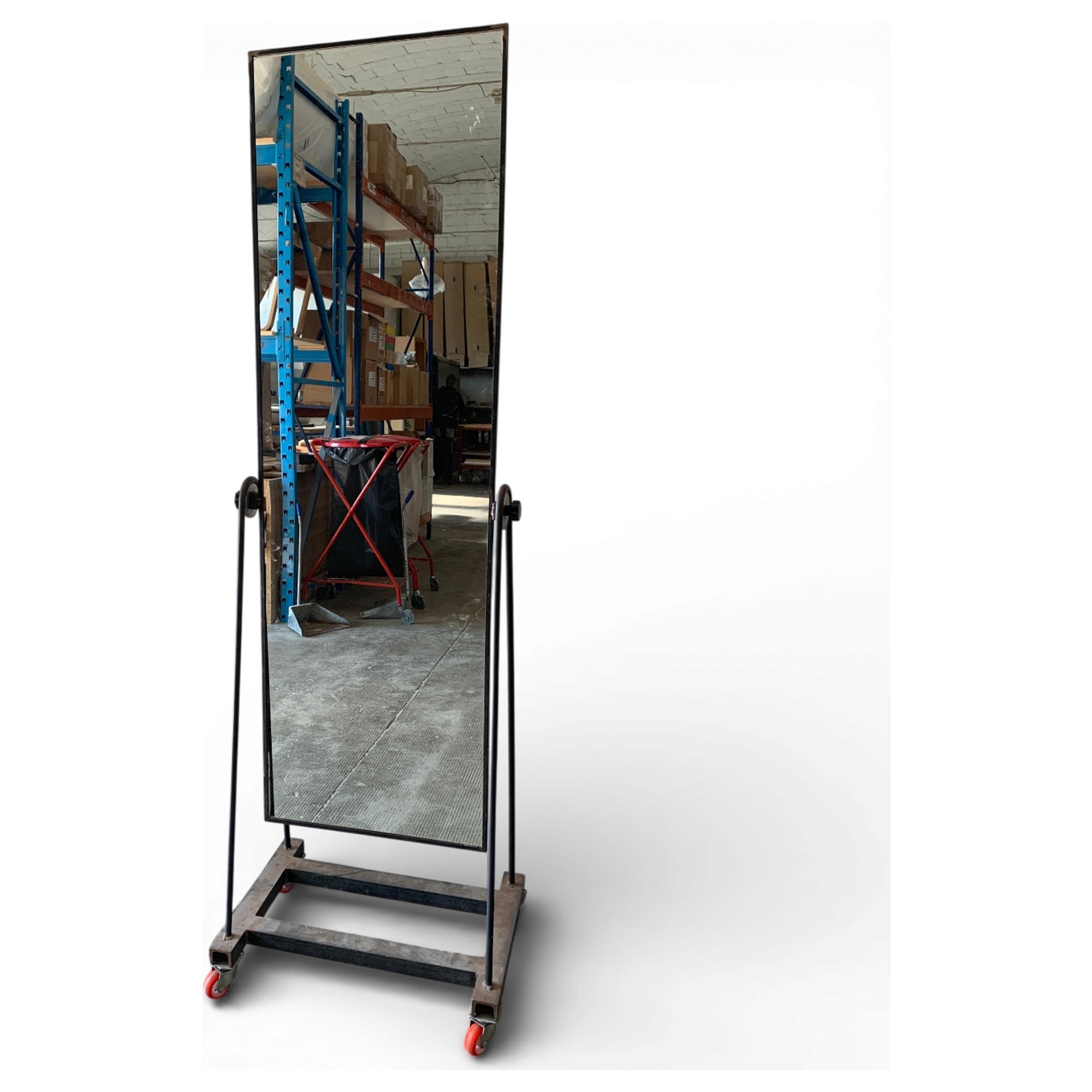 specchio industriale da sartoria su ruote