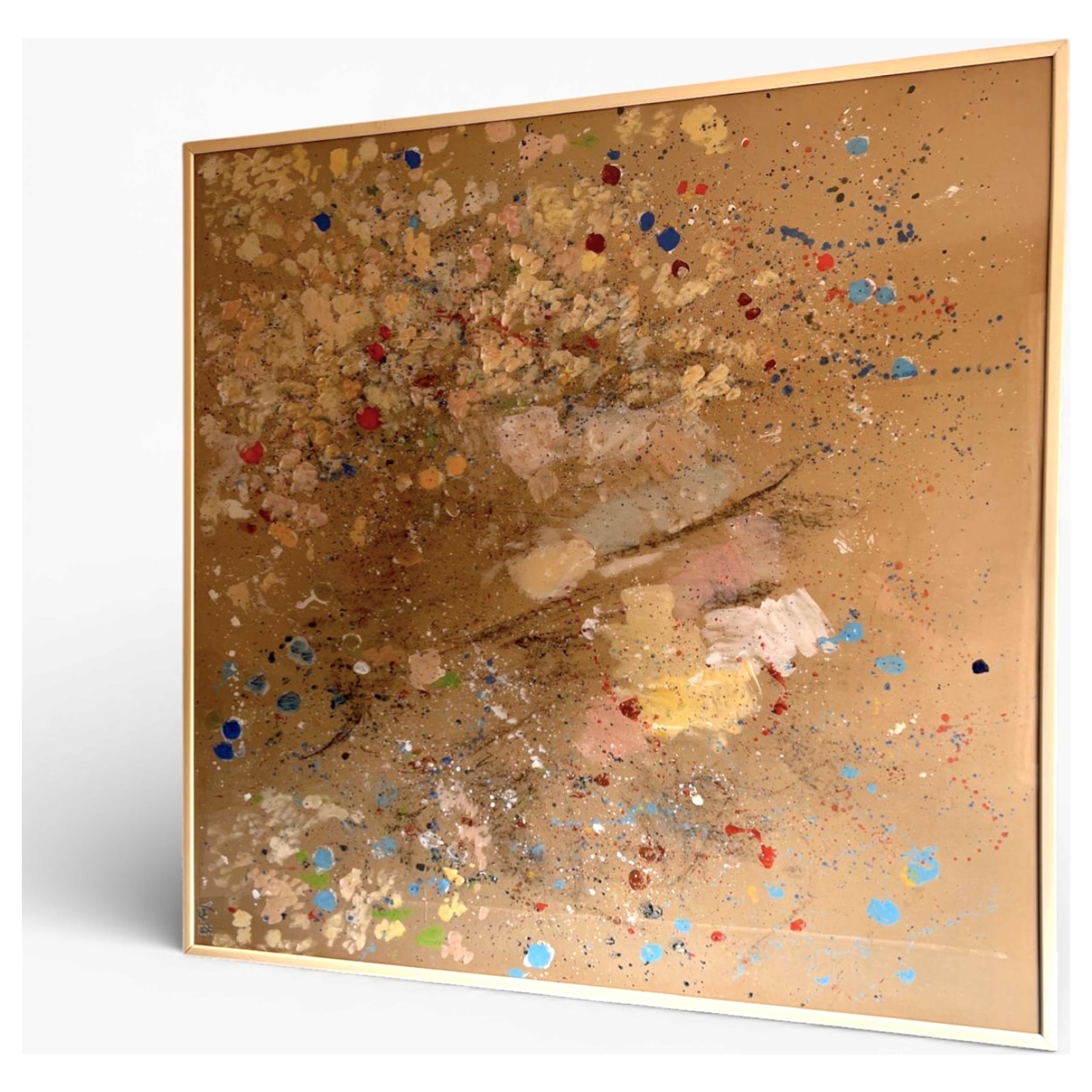 composizione astratta su cartone oro