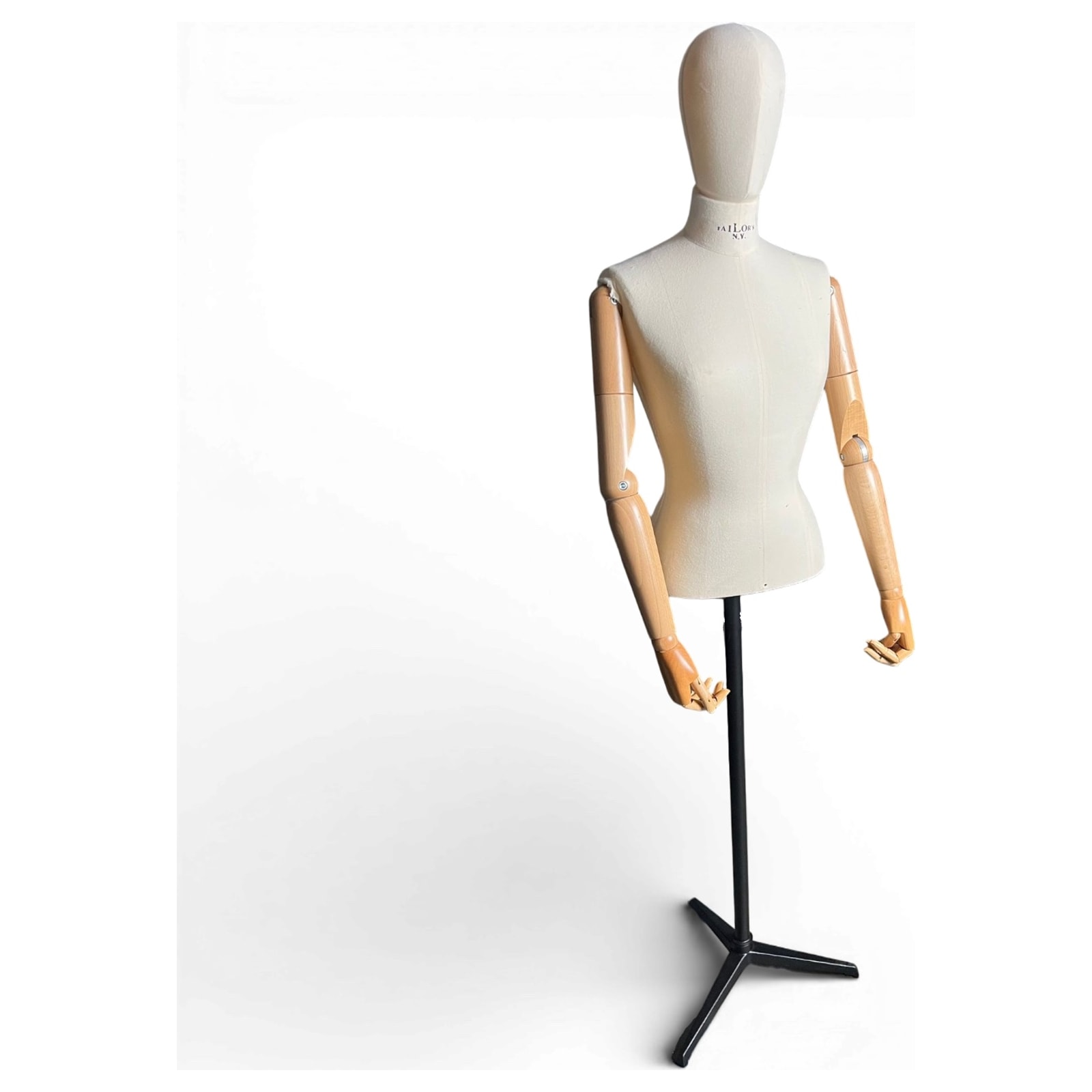 manichino sartoriale con braccia snodate in legno