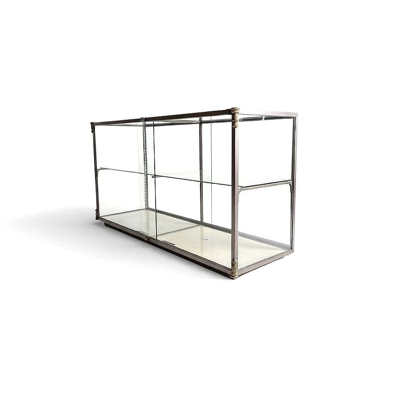 vetrina da esposizione con struttura in ferro ed ottone