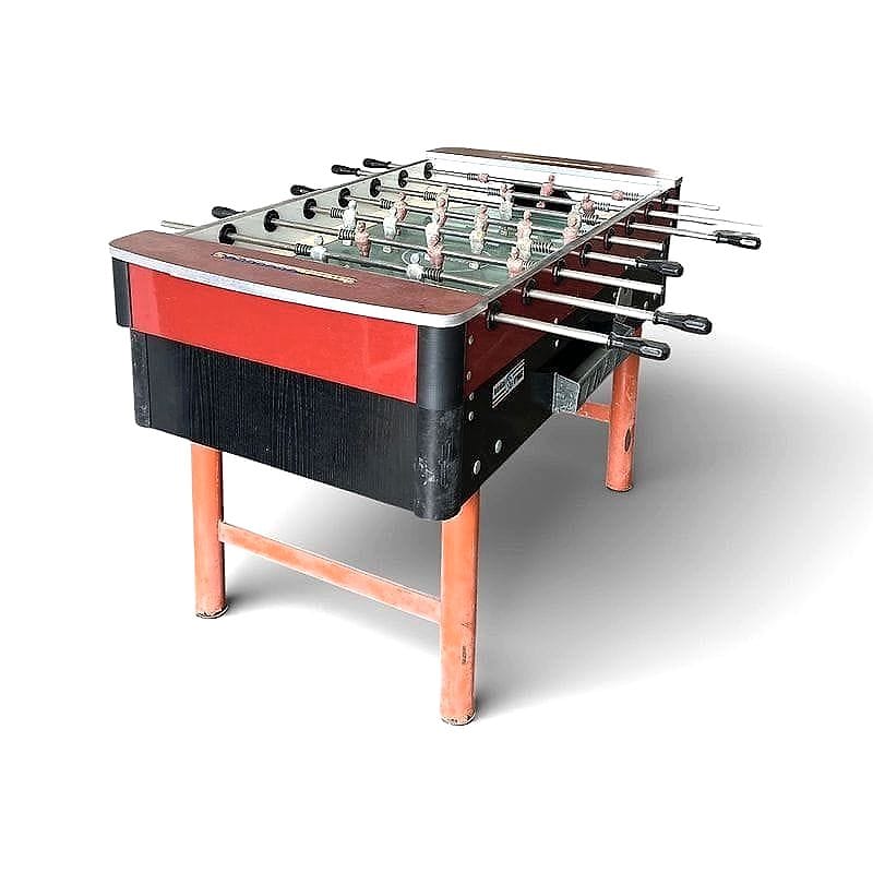 calciobalilla da bar anni '80 rosso e nero